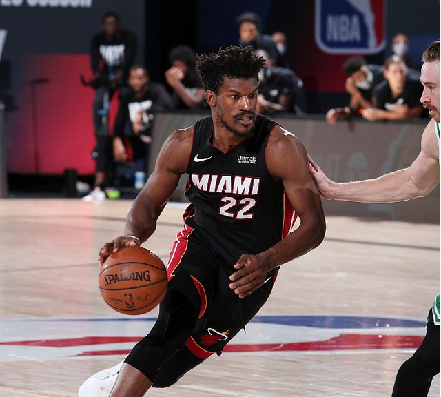 个助攻和2 个助攻和2